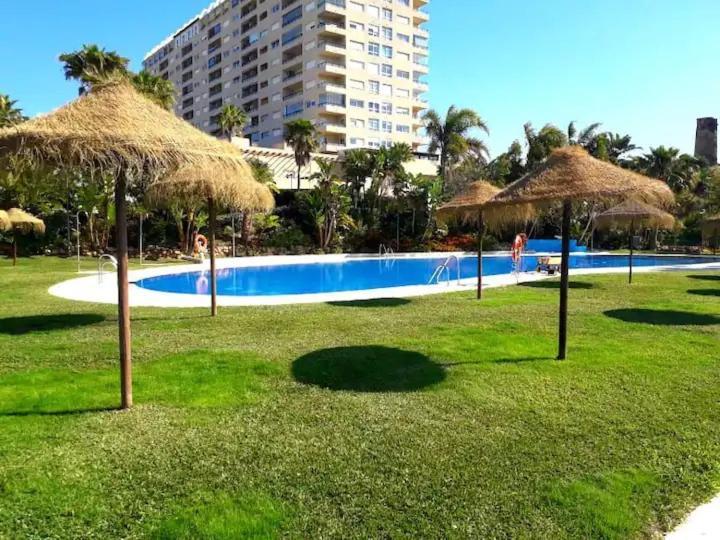 Modern Three-Level Apartment Near The Sea Benalmádena Esterno foto