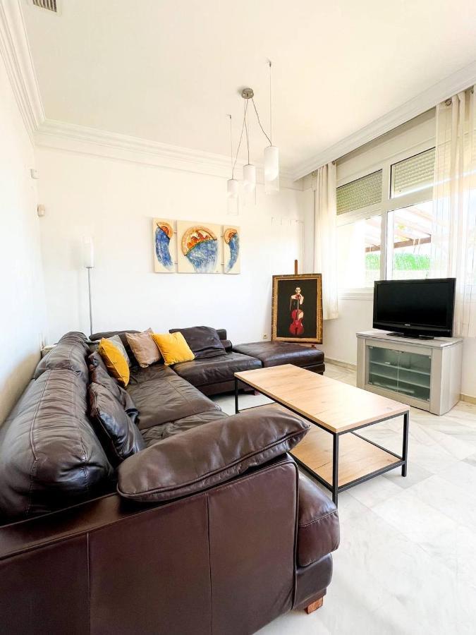 Modern Three-Level Apartment Near The Sea Benalmádena Esterno foto